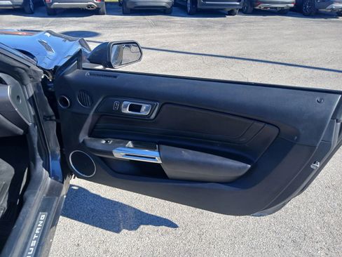 Used 2018 Ford Mustang Premium w/ Equipment Group 201A RWD image 17