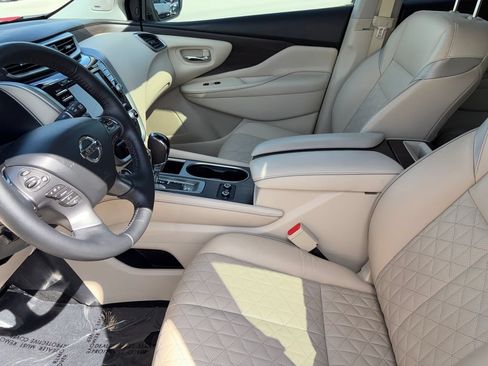 Used 2019 Nissan Murano Platinum w/ Cargo Package FWD image 9