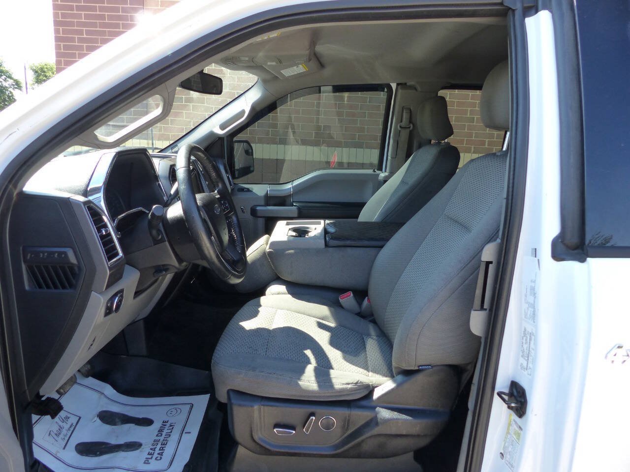 Used 2015 Ford F150 XLT w/ Equipment Group 302A Luxury AWD/4WD image 27