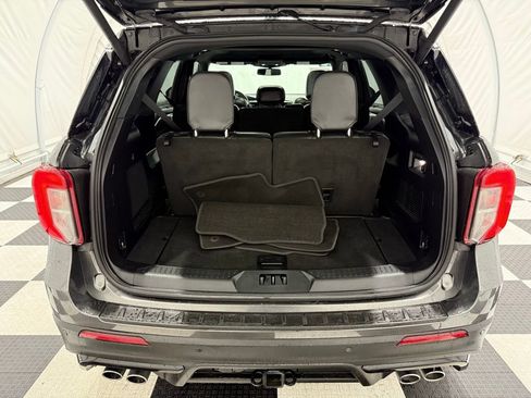 Used 2020 Ford Explorer ST w/ Premium Technology Package image 4