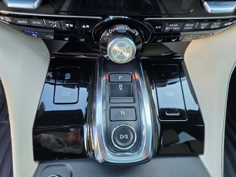 Used 2025 Acura MDX Type S AWD/4WD image 18