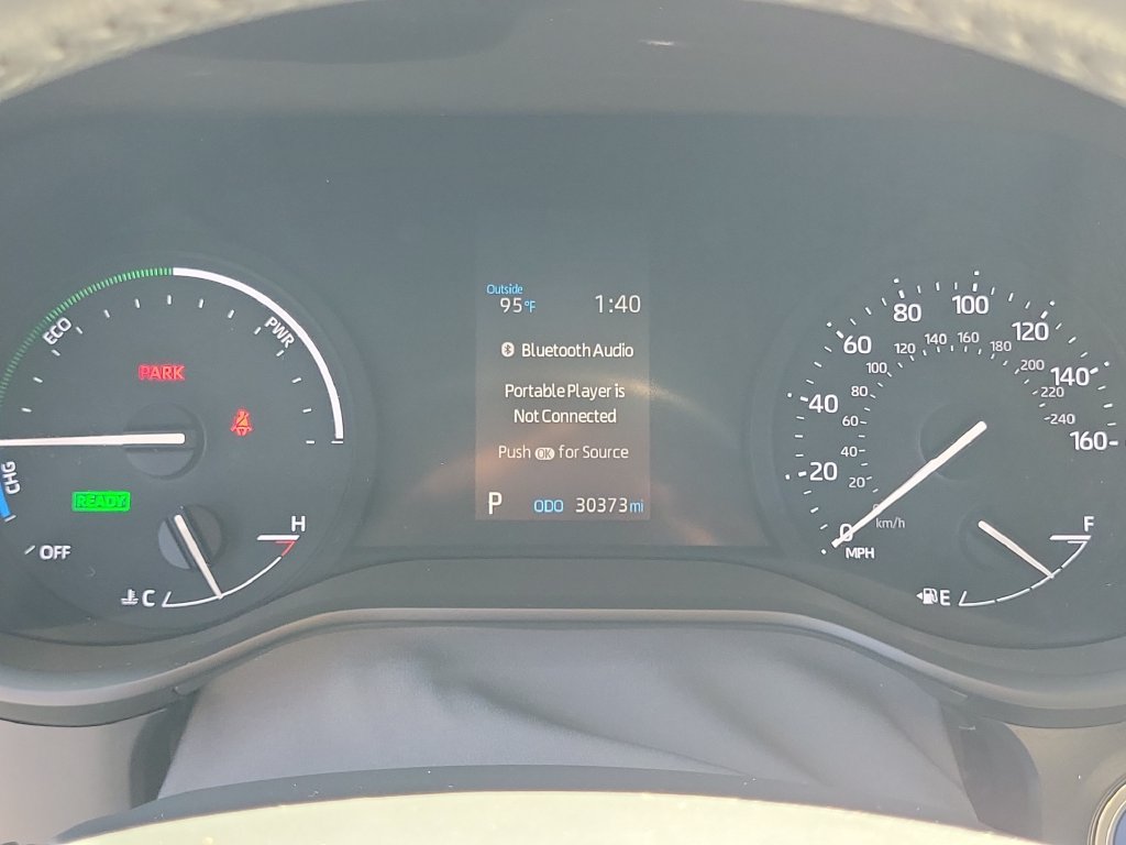 Used 2024 Toyota Sienna XLE FWD image 27