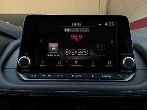 Used 2026 Nissan Rogue SV FWD image 29