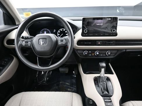 Certified 2023 Honda HR-V LX image 19