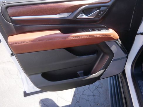 Certified 2023 GMC Yukon Denali Ultimate AWD/4WD image 29