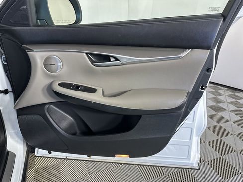 Used 2023 INFINITI QX50 Luxe image 34