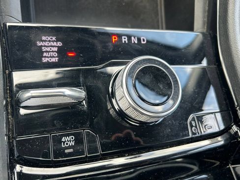 Used 2023 Jeep Grand Cherokee 4WD 4xe w/ Luxury Tech Group II image 7