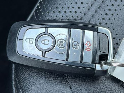 Certified 2023 Ford Escape ST-Line Elite w/ Premium Technology Package image 32