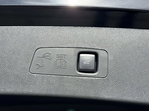 New 2026 Lincoln Corsair Premiere image 12