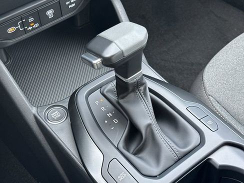 New 2026 Kia K4 LXS image 24