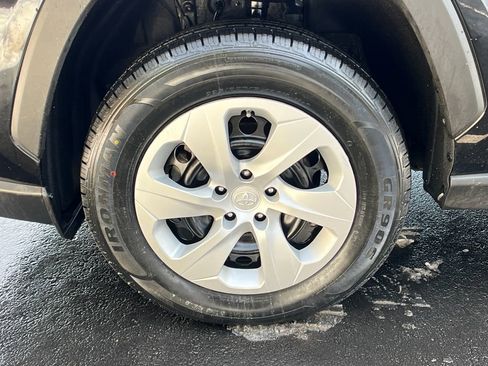 Used 2024 Toyota RAV4 LE image 24