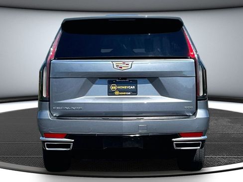 Used 2021 Cadillac Escalade Premium Luxury AWD/4WD image 5