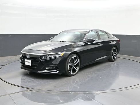 Used 2018 Honda Accord Sport image 1