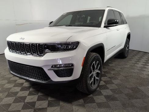 New 2025 Jeep Grand Cherokee Limited AWD/4WD image 1