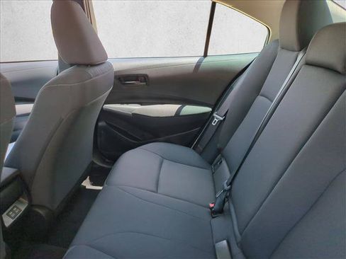 Used 2023 Toyota Corolla LE FWD image 17