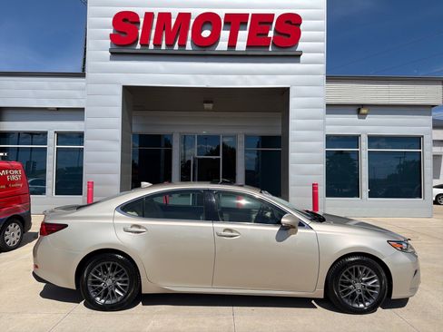 Used 2018 Lexus ES 350 w/ Navigation System Package FWD image 1