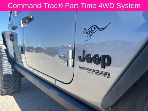 Used 2020 Jeep Wrangler Unlimited Sport image 15