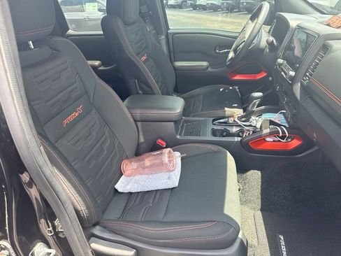 Used 2023 Nissan Frontier Pro-X w/ Pro Convenience Package RWD image 7