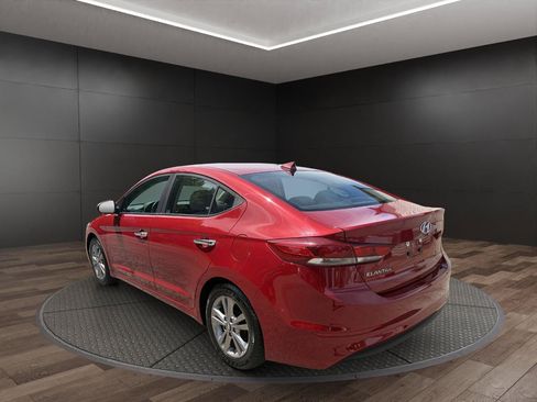 Used 2017 Hyundai Elantra SE w/ SE A/T Tech Package 03 FWD image 6
