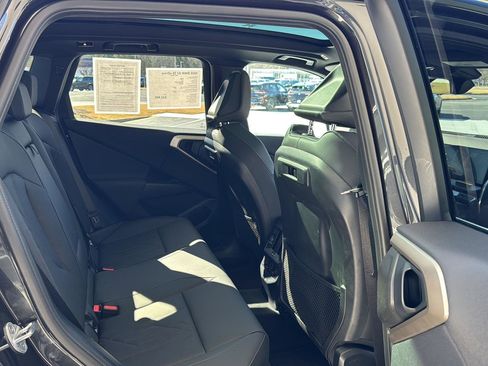 Certified 2025 BMW X3 xDrive30i w/ Premium Package image 11