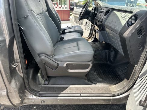 Used 2011 Ford F250 XL RWD image 24