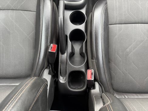 Used 2021 Chevrolet Trax LT image 25