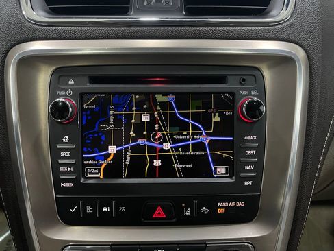 Used 2016 GMC Acadia Denali image 10