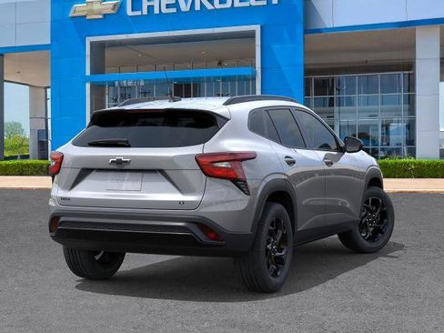 New 2026 Chevrolet Trax LT w/ Driver Confidence Package FWD image 30