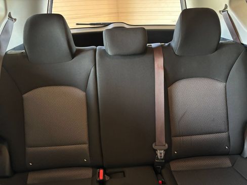 Used 2025 Kia Soul LX w/ LX Technology Package FWD image 36