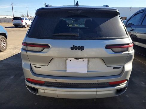 Used 2024 Jeep Grand Cherokee L Summit image 5