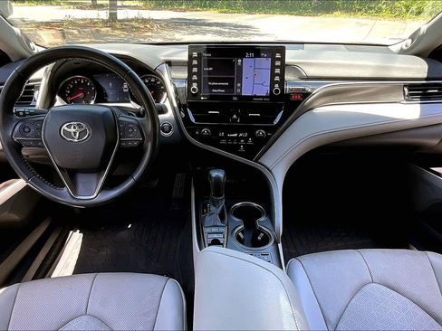 Used 2024 Toyota Camry XSE w/ Navigation Package FWD image 7