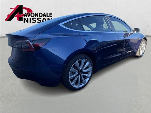 Used 2018 Tesla Model 3 Long Range image 4