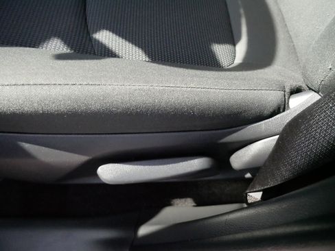 Certified 2025 Toyota RAV4 LE image 20