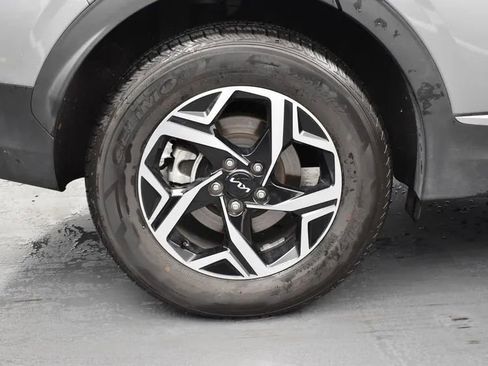 Used 2024 Kia Sportage LX image 38