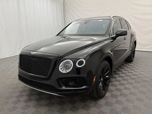 Used 2017 Bentley Bentayga AWD/4WD image 2
