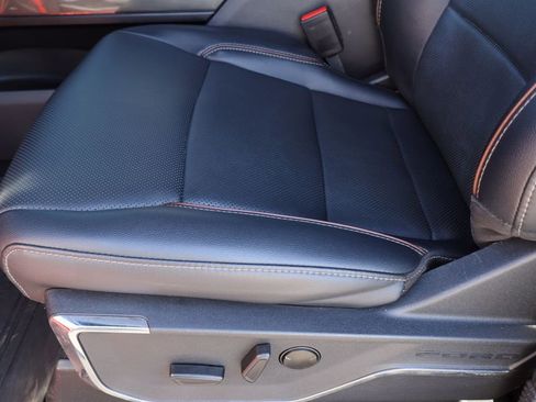 Used 2023 Ford F150 Lariat w/ Max Trailer Tow Package image 22