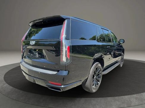 Used 2021 Cadillac Escalade ESV Sport w/ Driver Assist Tech Package AWD/4WD image 5