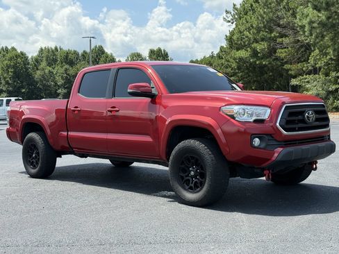 Used 2022 Toyota Tacoma SR5 w/ Technology Package RWD image 15