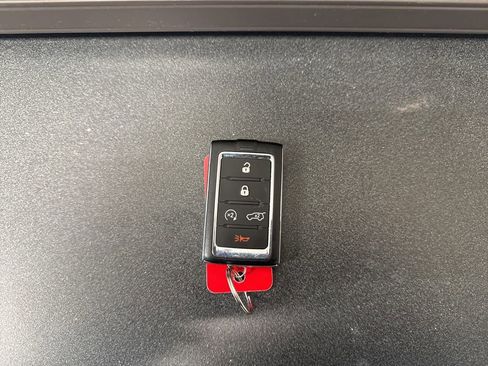 Used 2023 Jeep Grand Cherokee L Limited image 26