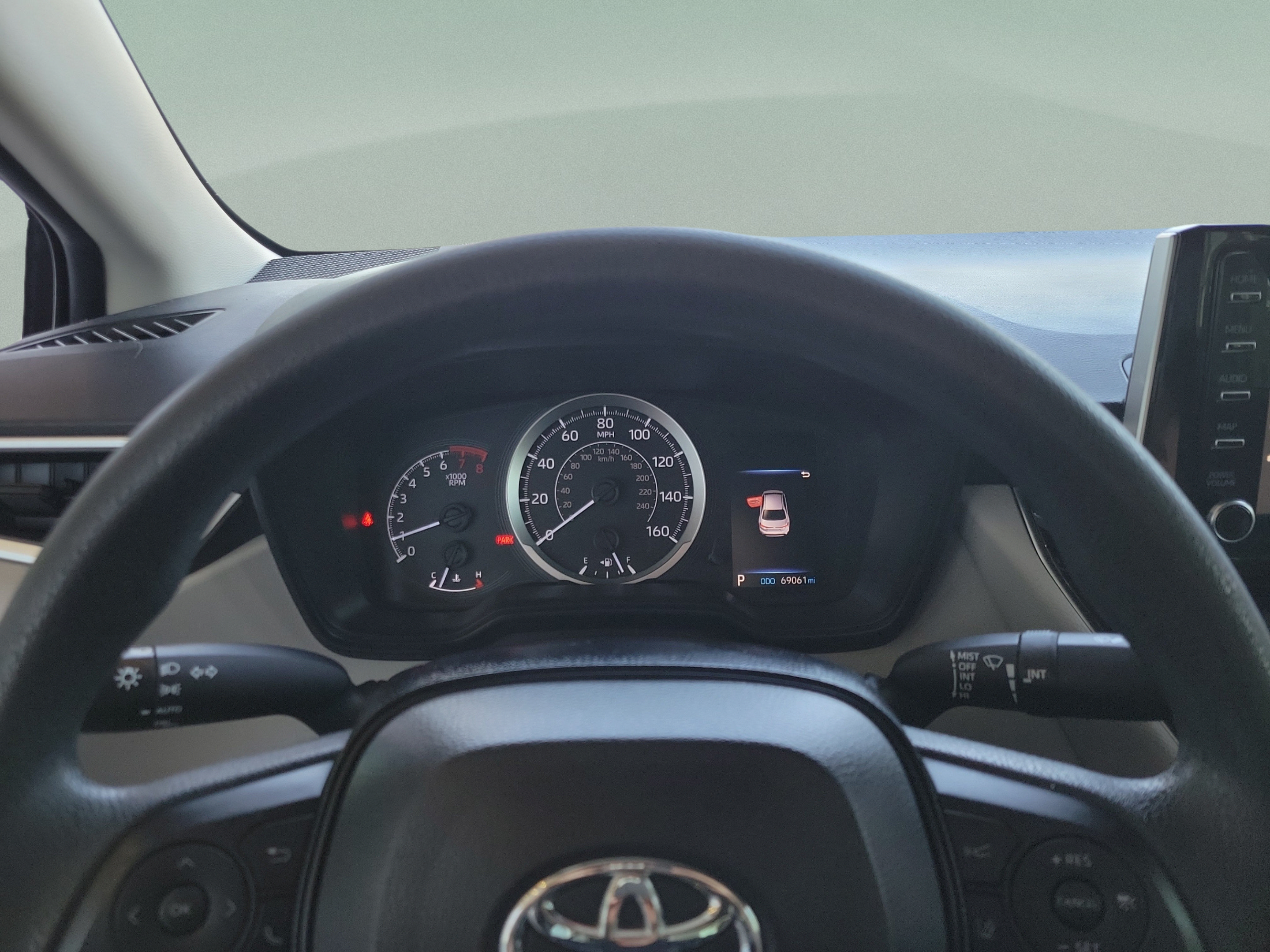 Used 2020 Toyota Corolla LE FWD image 12