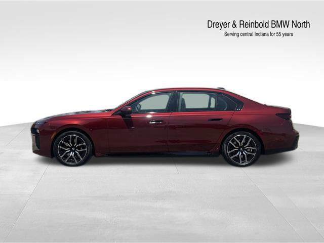 Used 2026 BMW 740i xDrive AWD/4WD image 2
