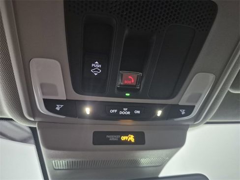 Used 2025 Honda Accord EX-L image 25