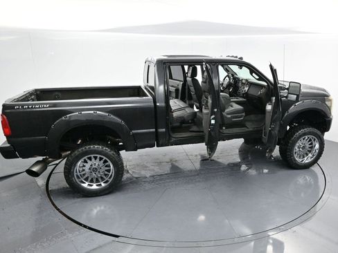Used 2015 Ford F350 Platinum w/ Platinum Package image 42