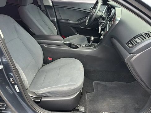 Used 2015 Kia Optima LX image 12