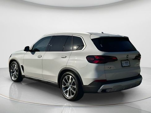 Certified 2025 BMW X5 xDrive40i w/ Executive Package AWD/4WD image 6