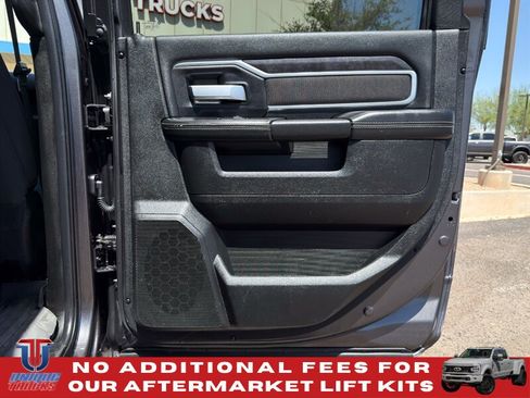 Used 2024 RAM 2500 Big Horn AWD/4WD image 23