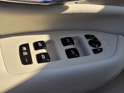 Certified 2023 Volvo XC90 T8 Plus w/ Protection Package Premier image 16