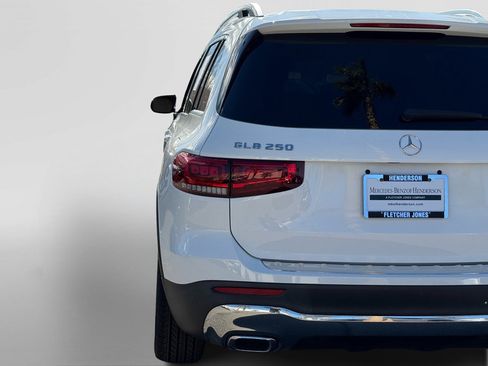 Certified 2021 Mercedes-Benz GLB 250 image 12