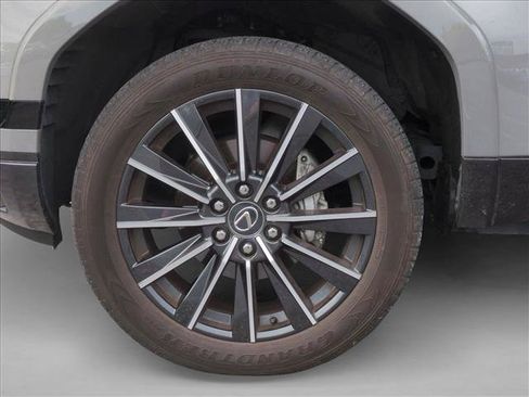Used 2024 Lexus GX 550 w/ Accessory Package (2T) AWD/4WD image 13