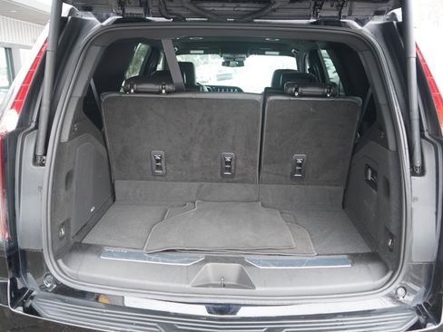 Used 2022 Cadillac Escalade Luxury image 50